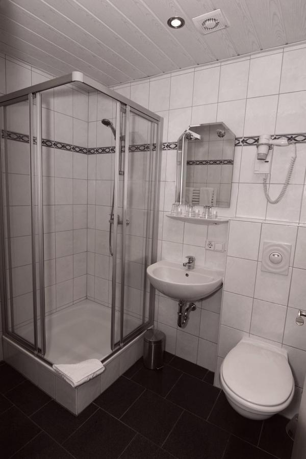 Hotel Avalon Landstuhl Ngoại thất bức ảnh